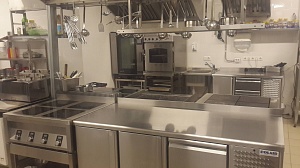 Оснащение оборудованием для кухни премиум ресторана "The Rules" и кулинарной лавки "Roomies" №1